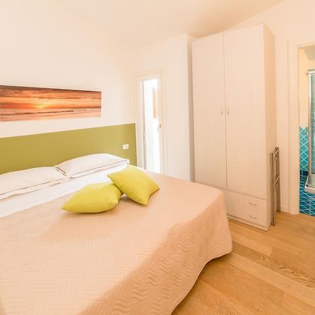 הוילה פורטו רוטונדו Residenze Dei Fiori מראה חיצוני תמונה