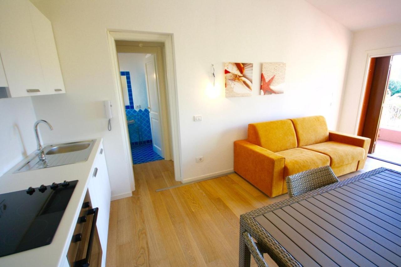 הוילה פורטו רוטונדו Residenze Dei Fiori חדר תמונה