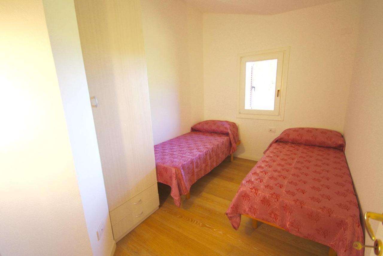 הוילה פורטו רוטונדו Residenze Dei Fiori חדר תמונה